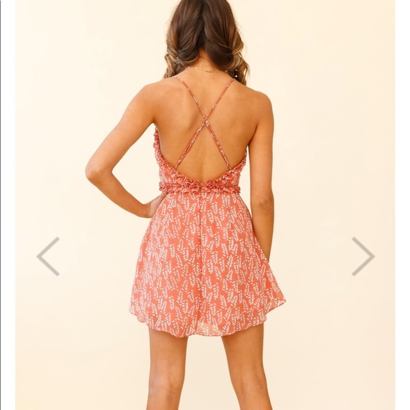 Selfie Leslie dress, size medium - Picture 2 of 10